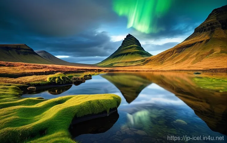 스나이펠스네스 반도 여행기 - **Prompt 1: Majestic Kirkjufell Mountain Reflection**
    "A stunning, cinematic landscape shot of K...